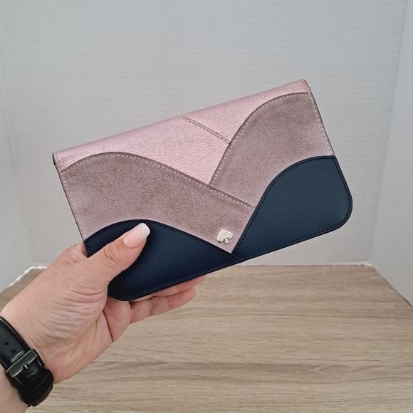 Kate Spade Wallet - Picture 2 of 14
